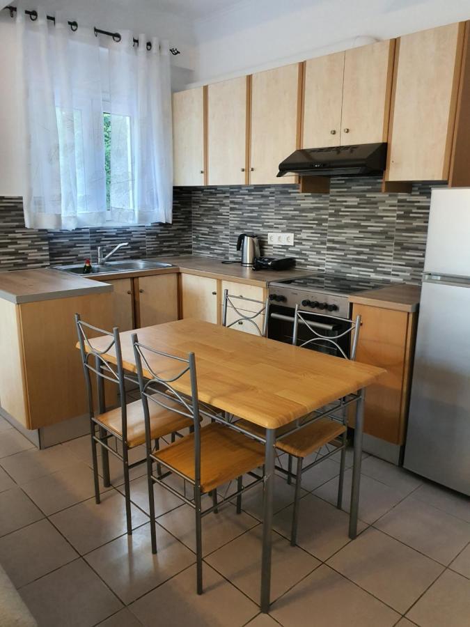 Eleana'S Apartments Gouvia Ngoại thất bức ảnh