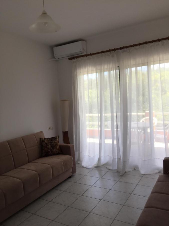 Eleana'S Apartments Gouvia Ngoại thất bức ảnh